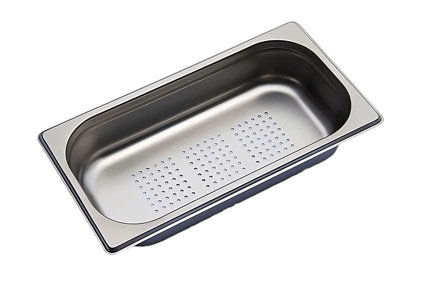Recipient Line CFS Brands - GN1/3 - 65mm récipient inox - perforé - V-Line