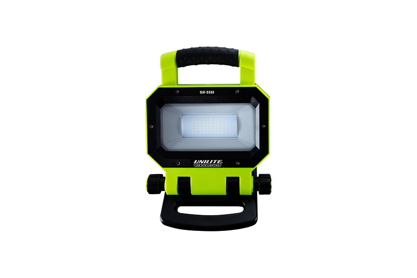 Rechargeable work lamp 5500 lumens - with magnet 