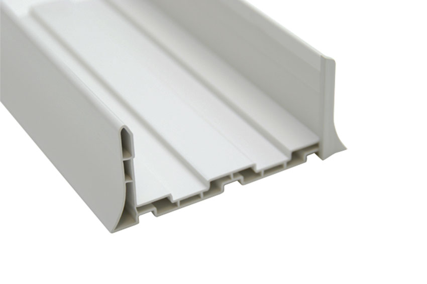Profil u en forme de plinthe - PVC - 100mm - 3mtr/lng 