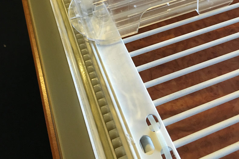 Rail de montage pr canal coulissant - 750mm clair transparent 2 clips excl. 